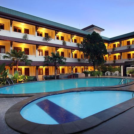 Kejayan Cakra Kembang Hotel מראה חיצוני תמונה