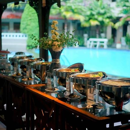 Kejayan Cakra Kembang Hotel מראה חיצוני תמונה
