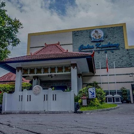 Kejayan Cakra Kembang Hotel מראה חיצוני תמונה