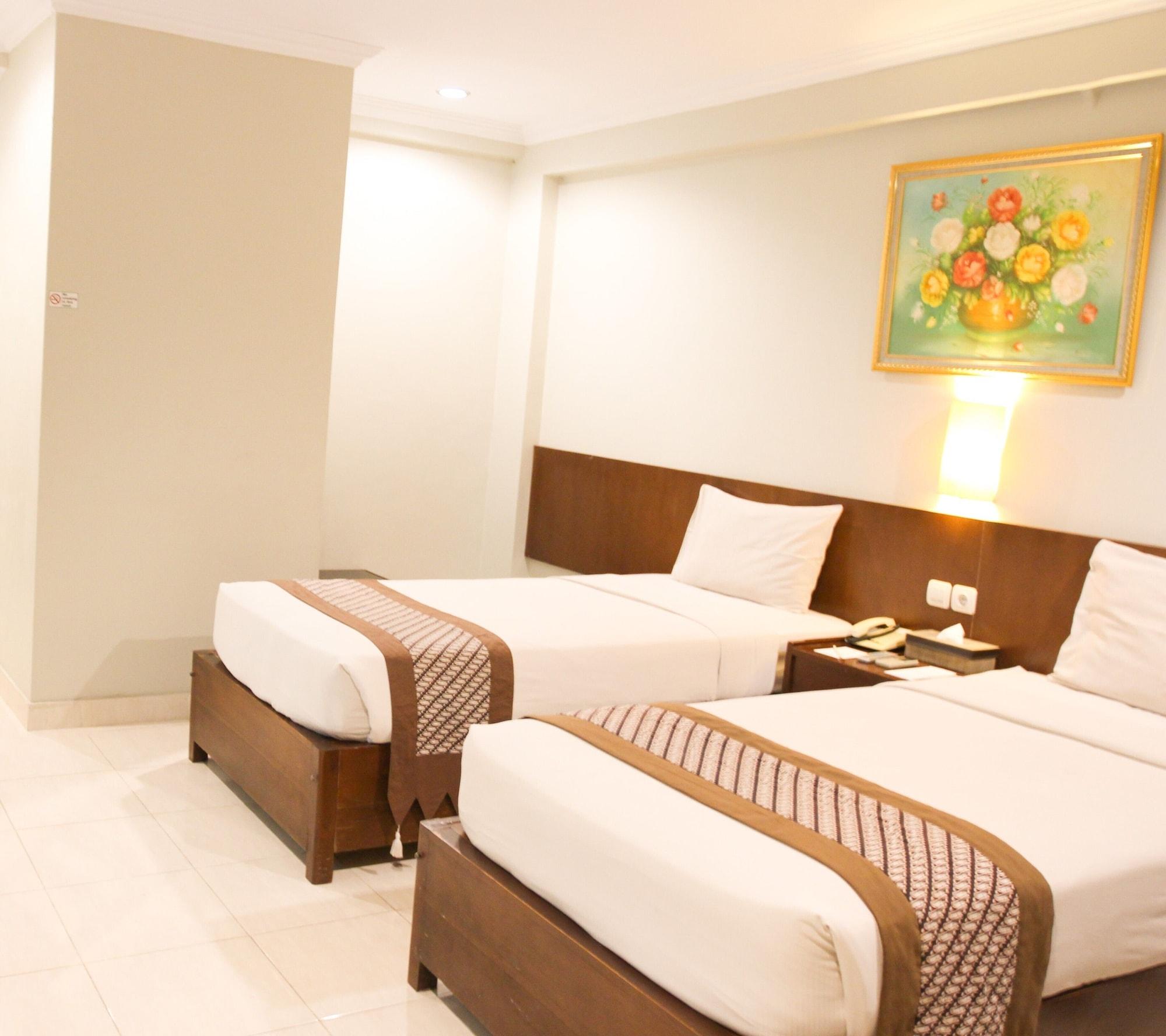 Kejayan Cakra Kembang Hotel מראה חיצוני תמונה
