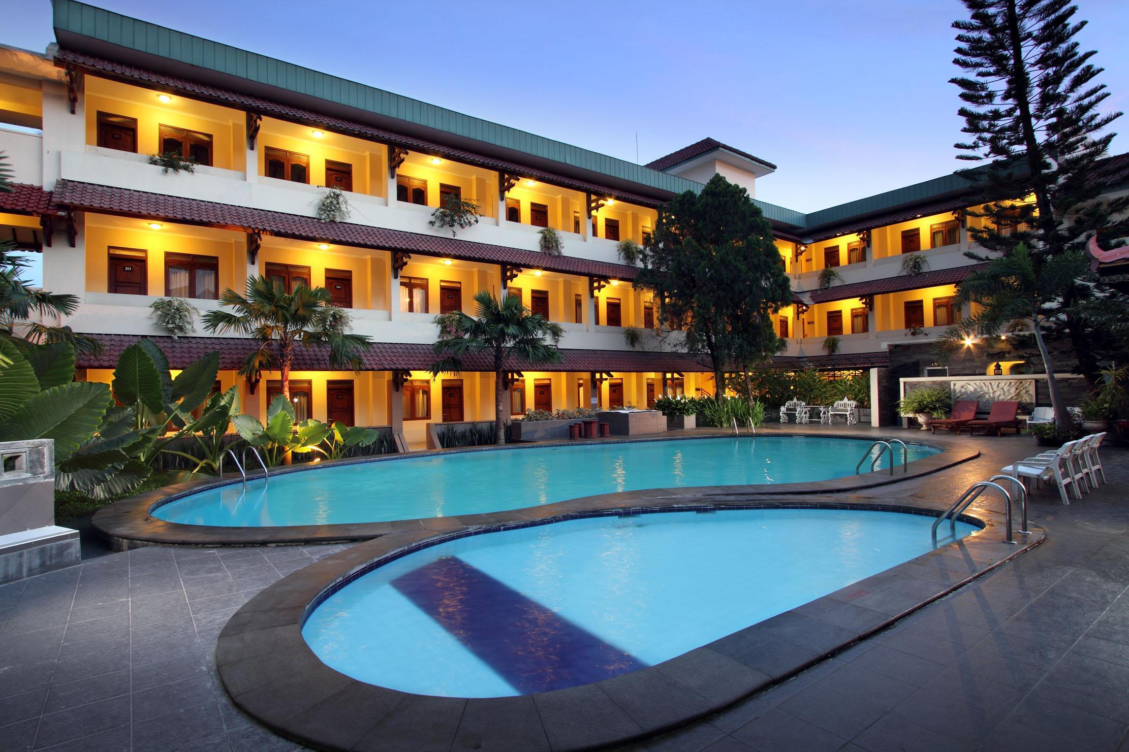 Kejayan Cakra Kembang Hotel מראה חיצוני תמונה
