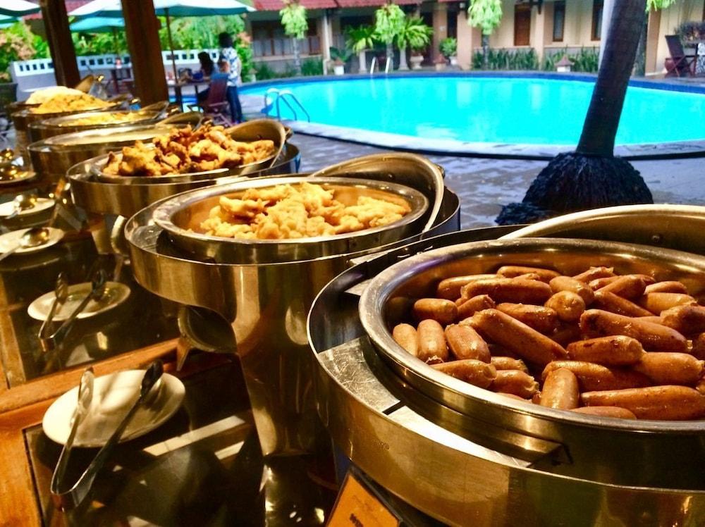 Kejayan Cakra Kembang Hotel מראה חיצוני תמונה