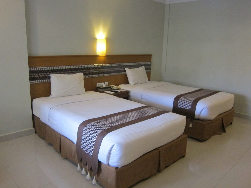 Kejayan Cakra Kembang Hotel מראה חיצוני תמונה