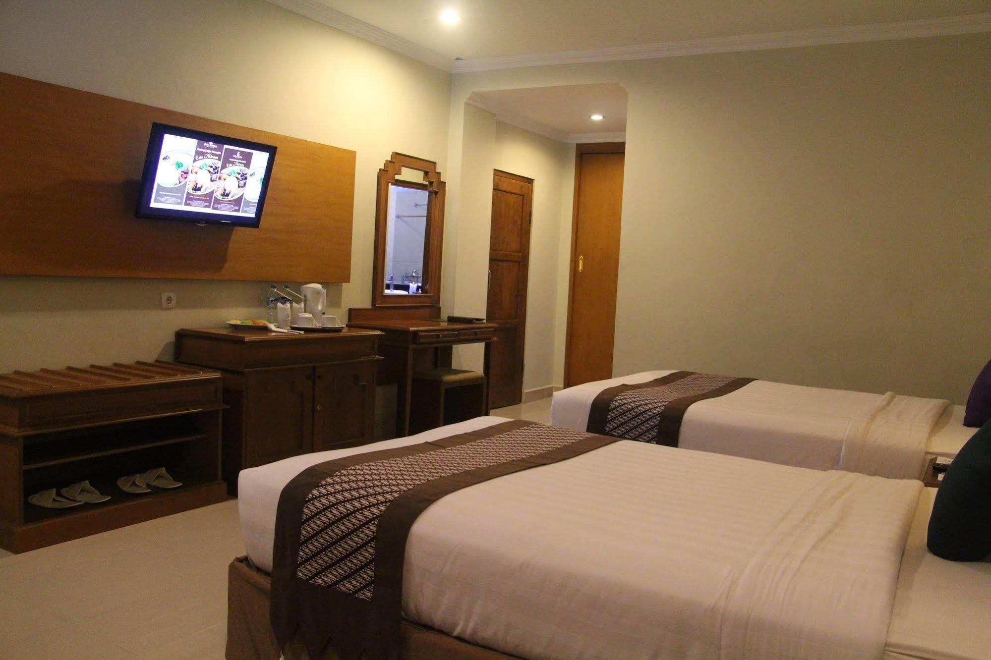 Kejayan Cakra Kembang Hotel מראה חיצוני תמונה