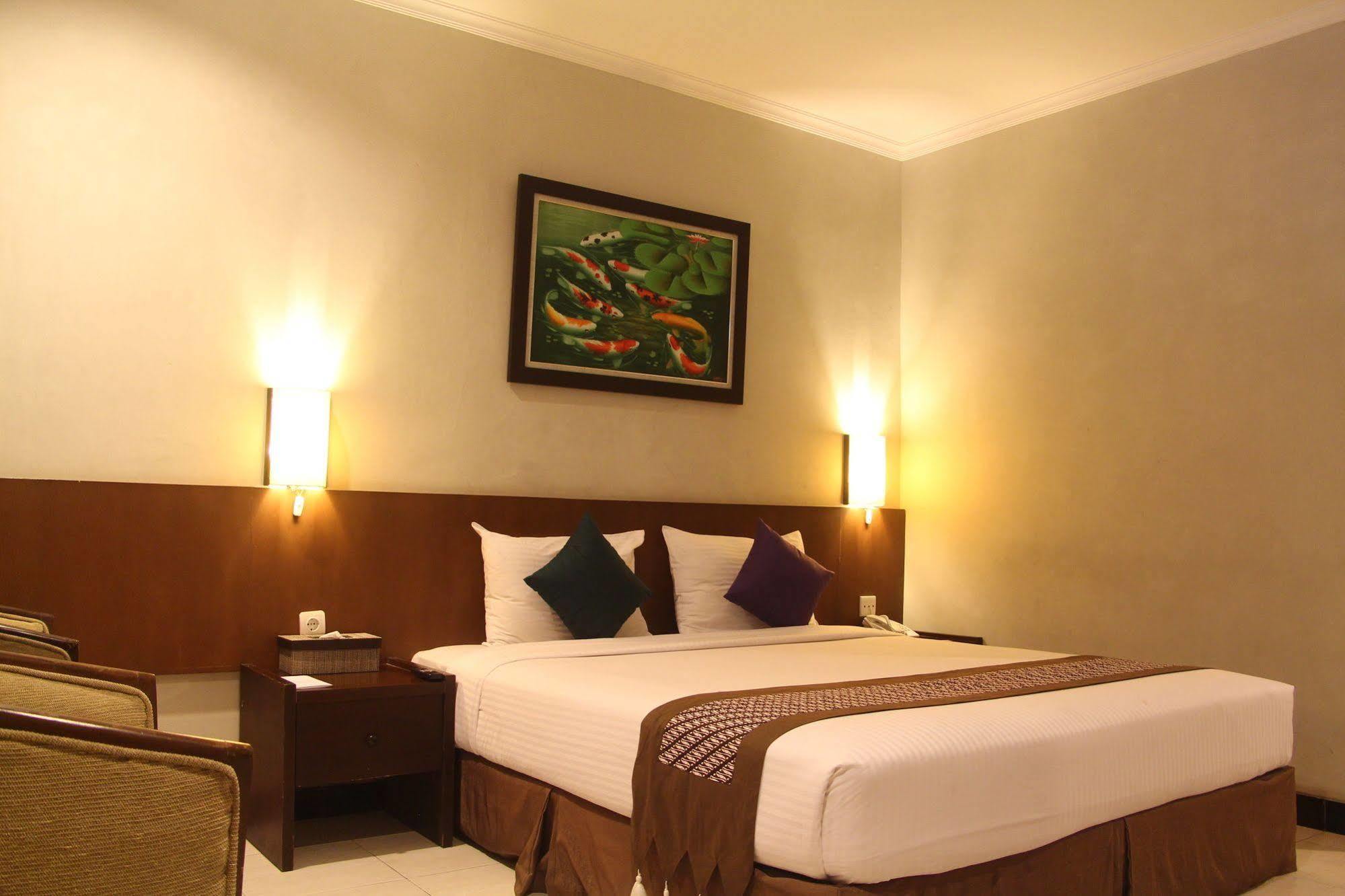 Kejayan Cakra Kembang Hotel מראה חיצוני תמונה