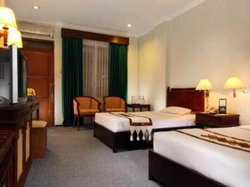 Kejayan Cakra Kembang Hotel מראה חיצוני תמונה
