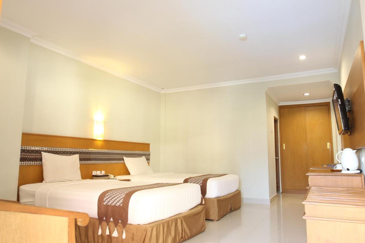 Kejayan Cakra Kembang Hotel מראה חיצוני תמונה